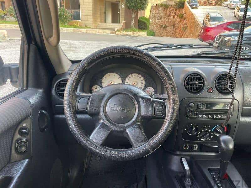 Jeep Liberty 2002 6