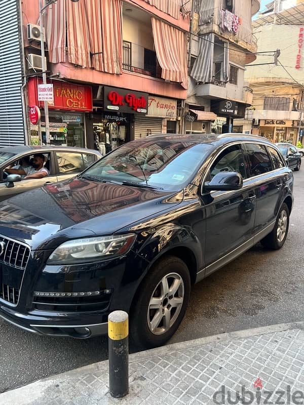 Audi Q7 2010 0