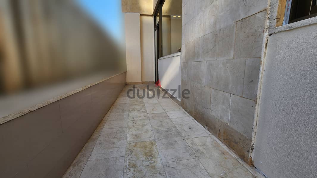 Apartment for sale in Louaizeh شقة للبيع في اللويزة 10