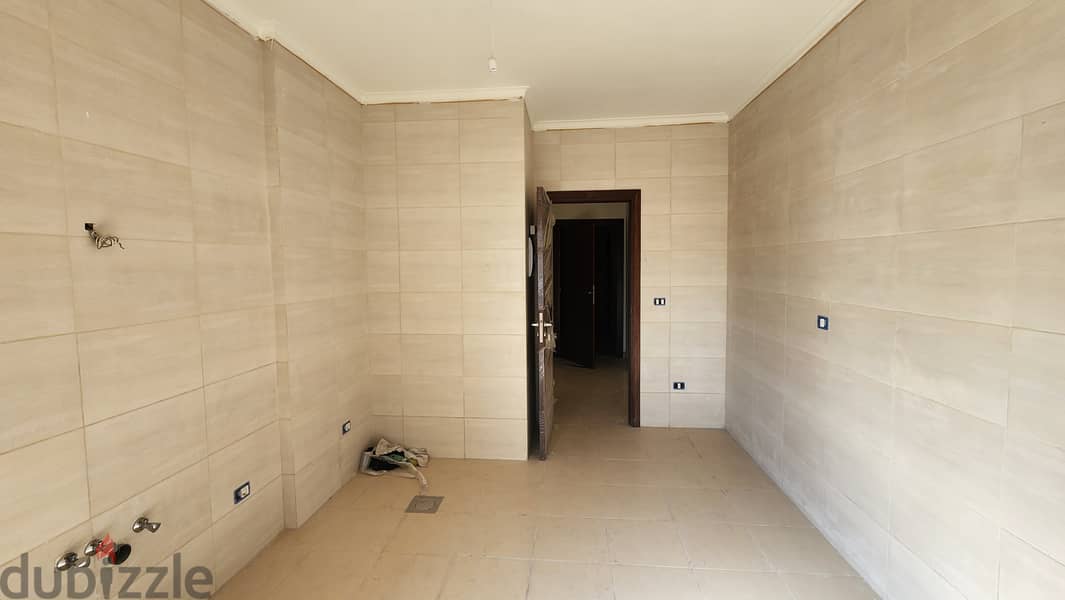 Apartment for Sale in Hadath شقة للبيع في الحدث 4