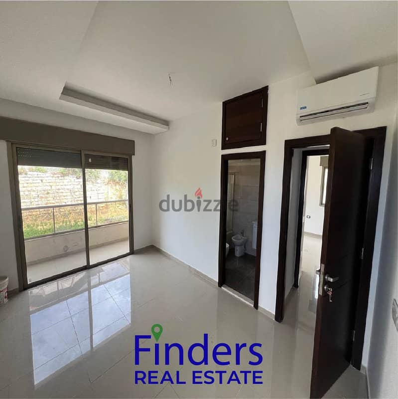 An Apartment For Sale In Louaizeh! شقة للبيع في اللويزة 3