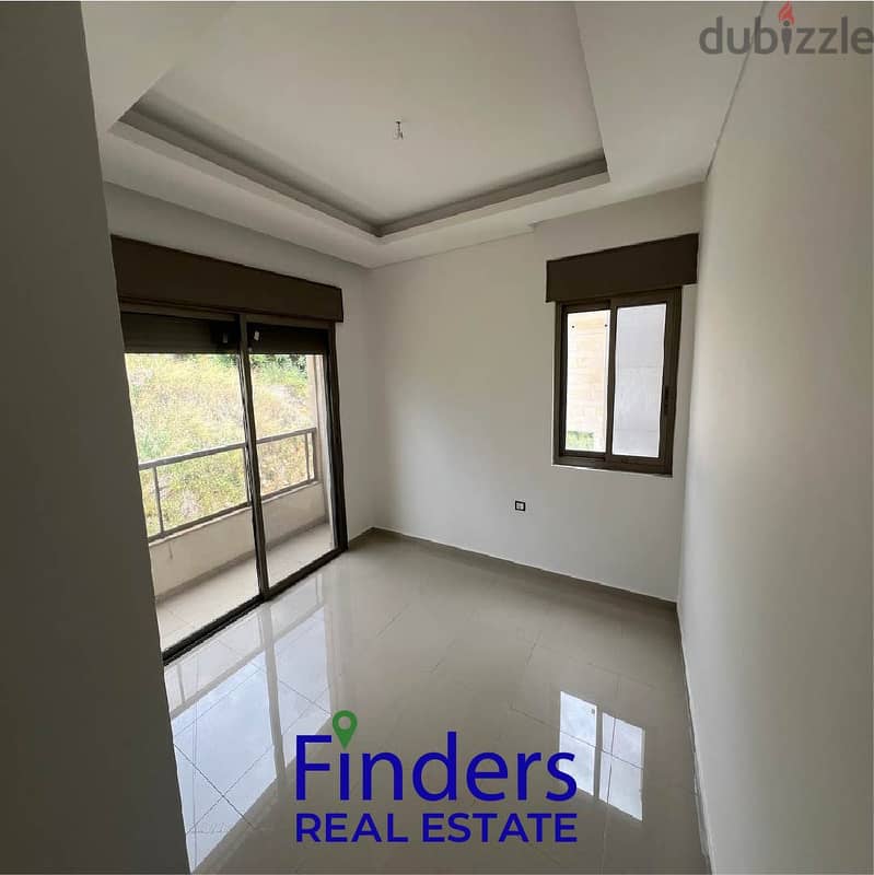 An Apartment For Sale In Louaizeh! شقة للبيع في اللويزة 5