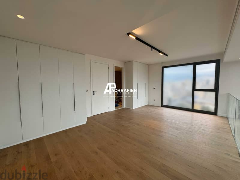 Open View - Loft for Sale In Achrafieh - شقة للبيع في الأشرفية 9