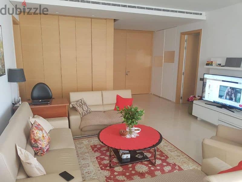 Sea View l Prestigious 207 SQM Apartment in Clemenceau . 4