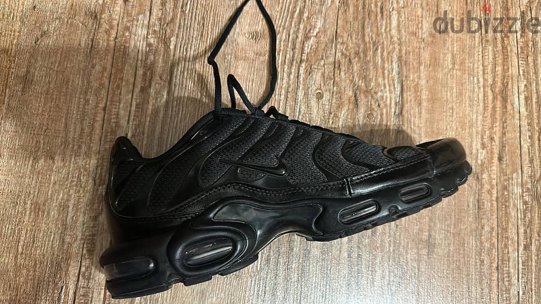 Original Nike Air Max Plus Triple Black 7