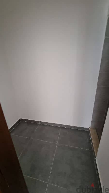 Apartment for sale in baabdat شقة للبيع في بعبدات 7