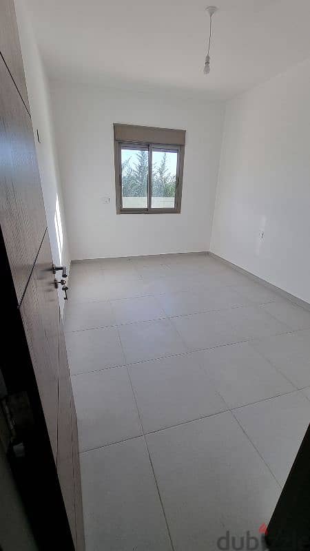 Apartment for sale in baabdat شقة للبيع في بعبدات 8