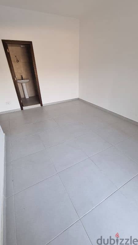 Apartment for sale in baabdat شقة للبيع في بعبدات 15