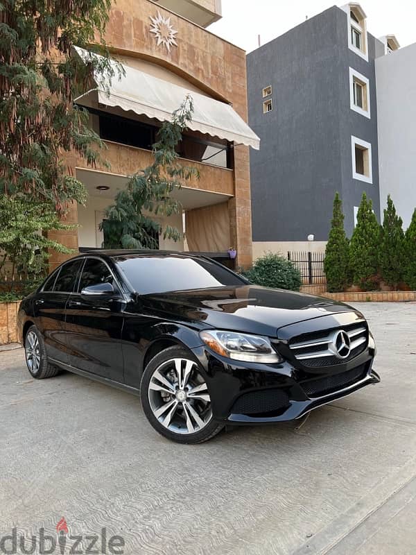 Mercedes-Benz C-Class 2018 1