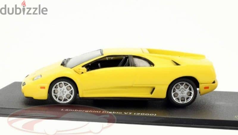 Lamborghini Diablo VT (2000) diecast car model 1;43 2