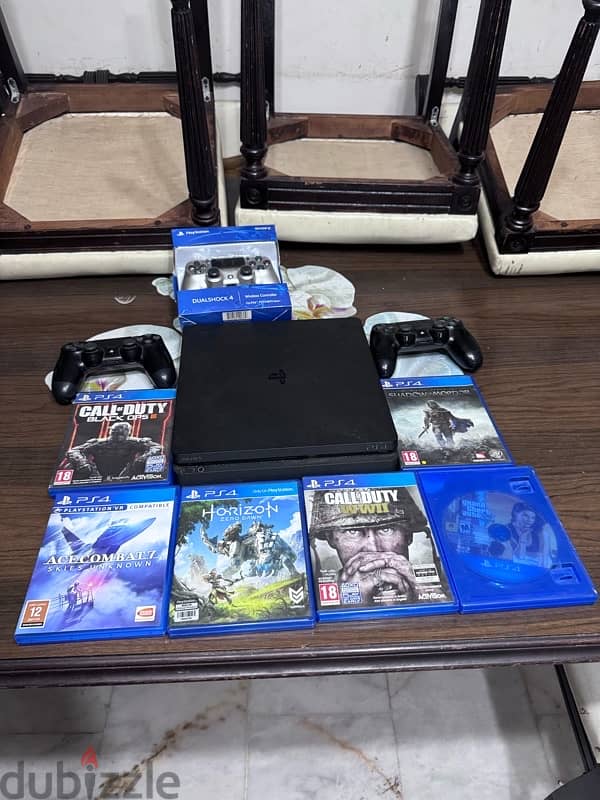 ps4 slim 1T 3controlers  6 Games lest price 250$ 71284587 1