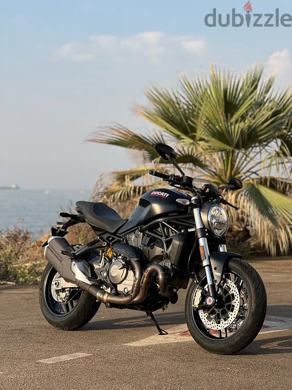 Ducati monster 821cc 4200 km 0