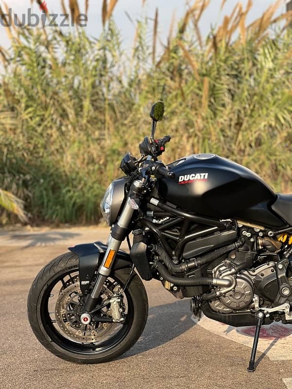 Ducati monster 821cc 4200 km 2