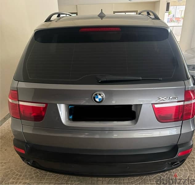 BMW X5 2009 1