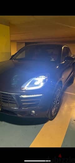 Porsche Macan 2017 0