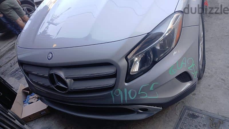 Mercedes-Benz GLA-Class 2016  low km بعدها واصله لكشه رفراف 2