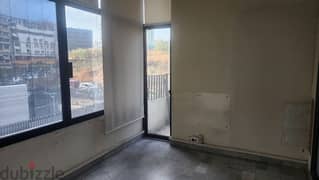 Office for sale in sin el fil مكتب للايجار في سن الفيل 0