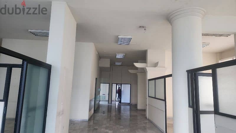 Office for sale in sin el fil مكتب للايجار في سن الفيل 3