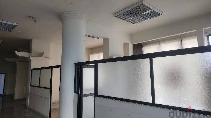 Office for sale in sin el fil مكتب للايجار في سن الفيل 4