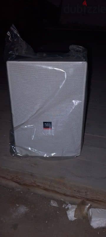 JBL subwoofer  8 inch