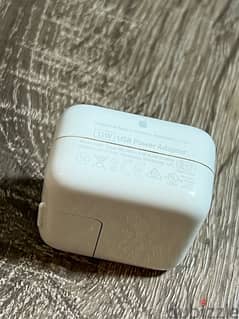 original apple charger 12W 0