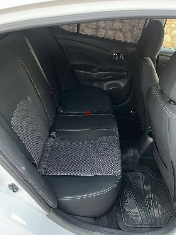 Nissan Versa 2019 9