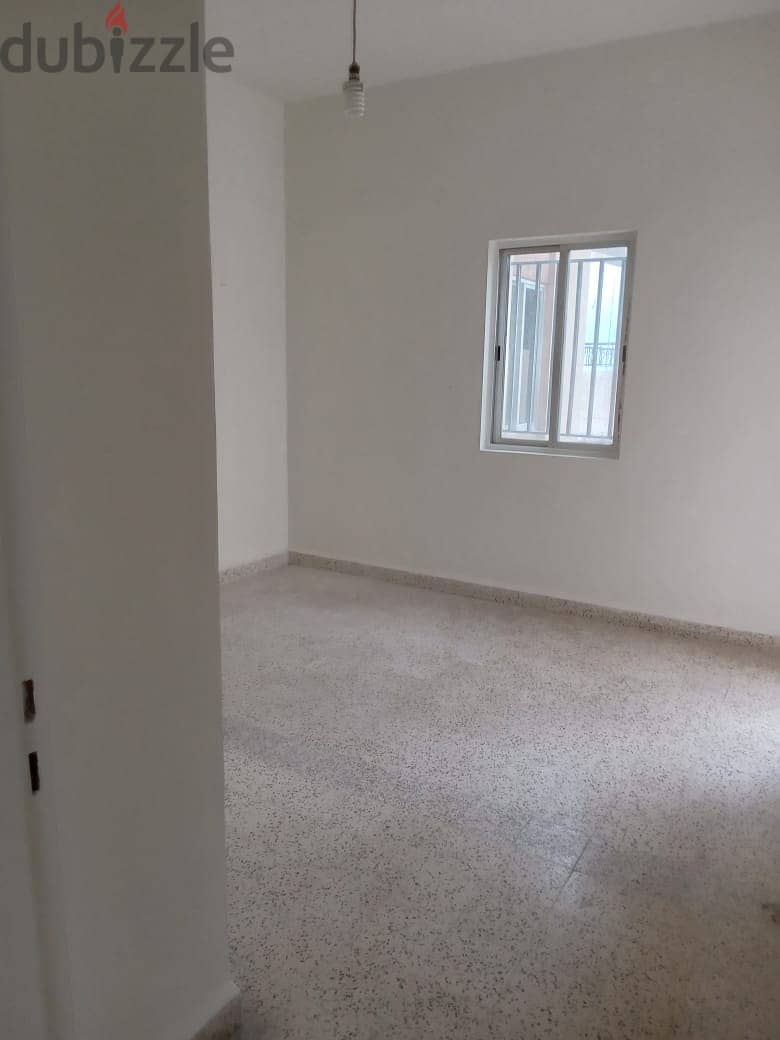 Apartment for sale in Qartaboun Jbeilشقة للبيع في قرطبون جبيل 10