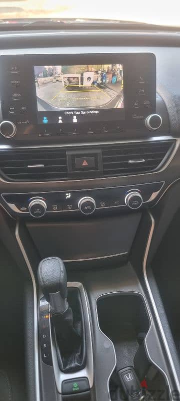 Honda Accord 2019 11