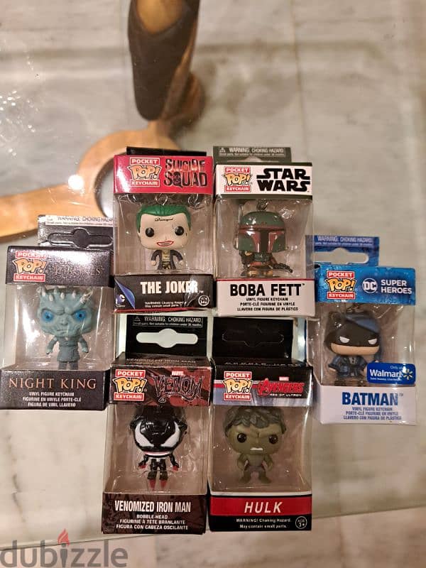 6 figures key chain funko pops thw whole set for 50$ no single sell 0