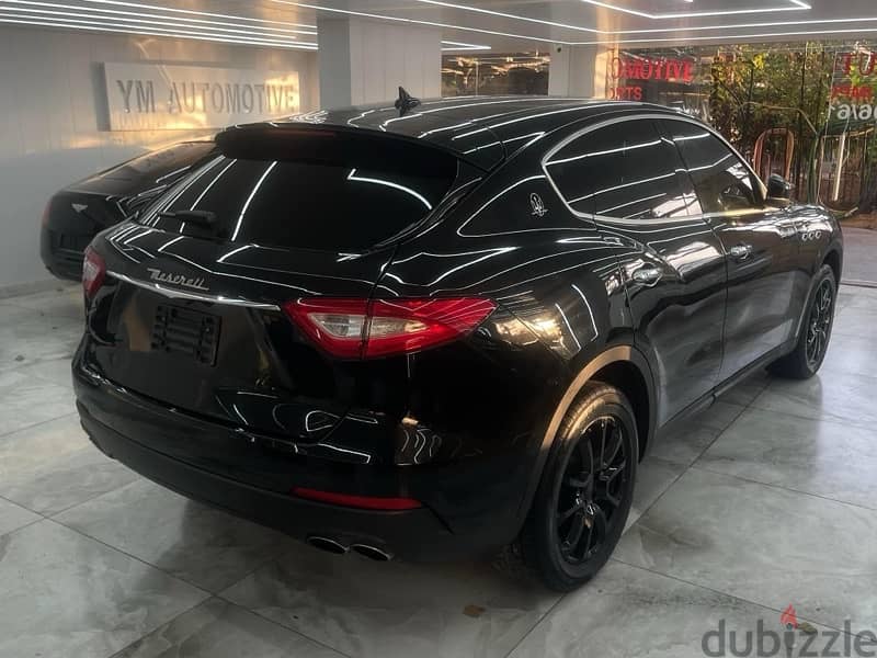 Maserati Levante 2018 3