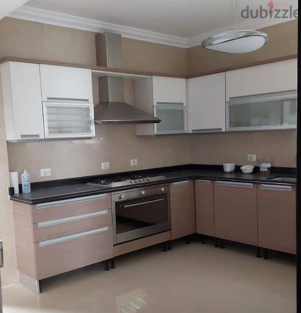 apartment For sale in jnehشقة للبيع في الجناح ٦٧٥،٠٠٠$ 3