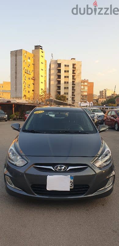 Hyundai Accent 2013 source company f. o ABS  new tires like new 3