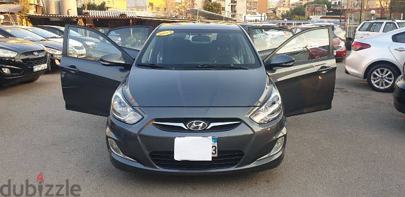 Hyundai Accent 2013 source company f. o ABS  new tires like new 15