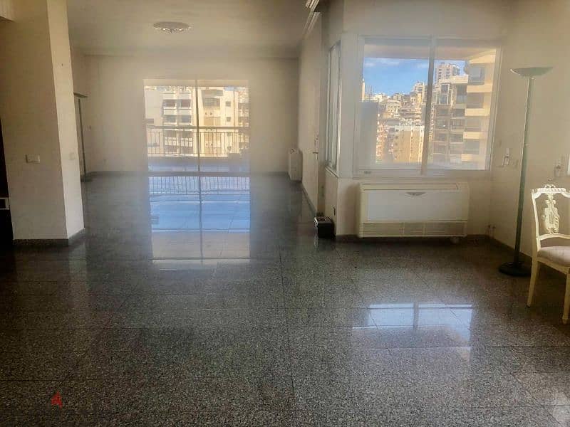 apartment For sale in ain teeneh شقة للبيع في عين التينة٨٠٠،٠٠٠$ 4