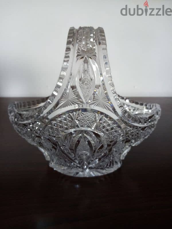 Crystal vintage basket 1