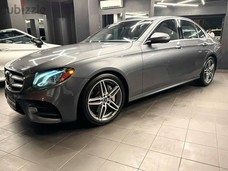 Mercedes E300 AMG Package 2018 (CLEAN CARFAX ) 3