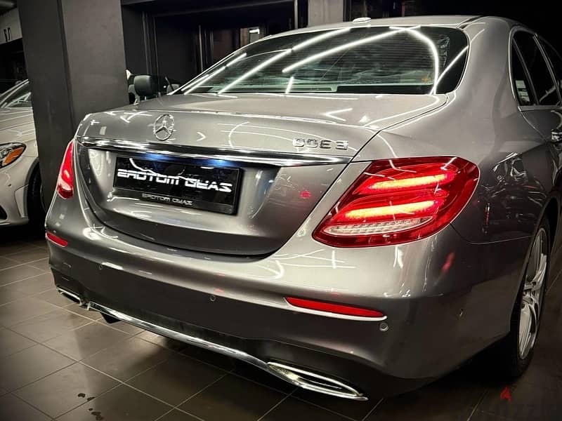 Mercedes E300 AMG Package 2018 (CLEAN CARFAX ) 8