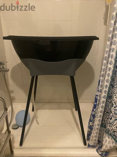 bathtub like new for sale