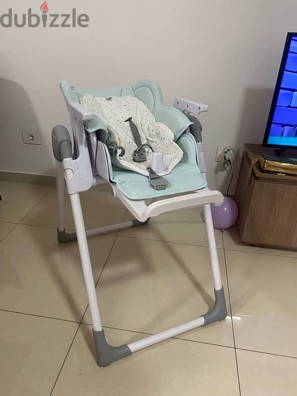 high chair from le bouquet boutique 4