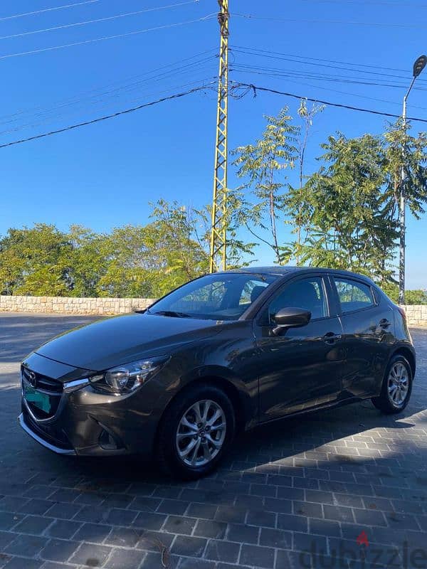 Mazda 2 2016 1