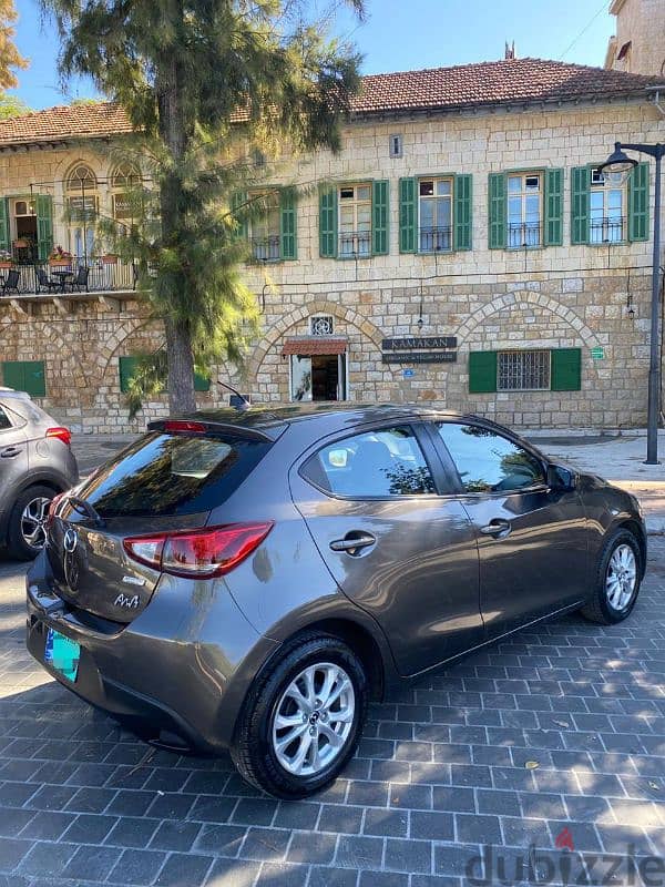 Mazda 2 2016 3