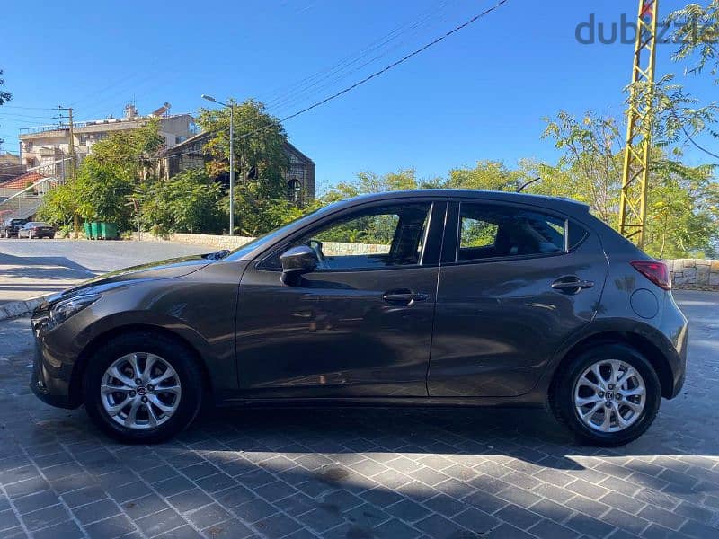 Mazda 2 2016 5