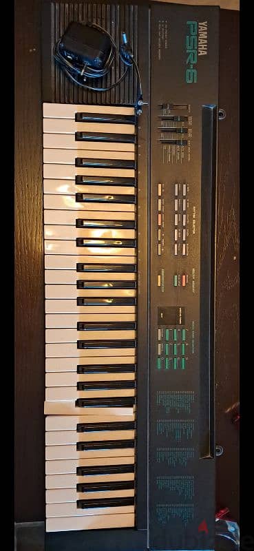 Piano Yamaha Psr-6(used)