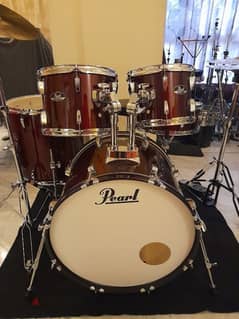 Pearl drumset 0