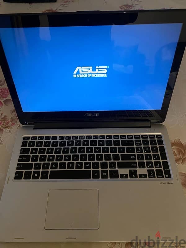 Asus laptop used like new 2