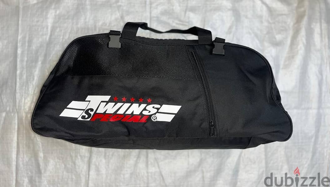 TWINS Special Sports Bag – Perfect for Fighters on the Go 0