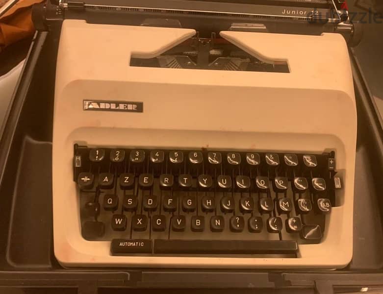 ADLER Typewriter 1