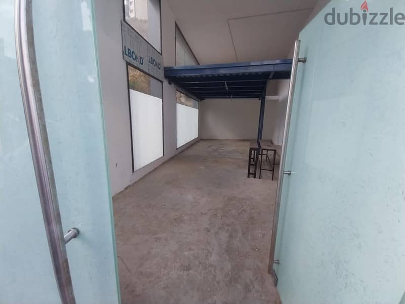 122 Sqm | Shop for rent in Adliyeh | Prime location 4