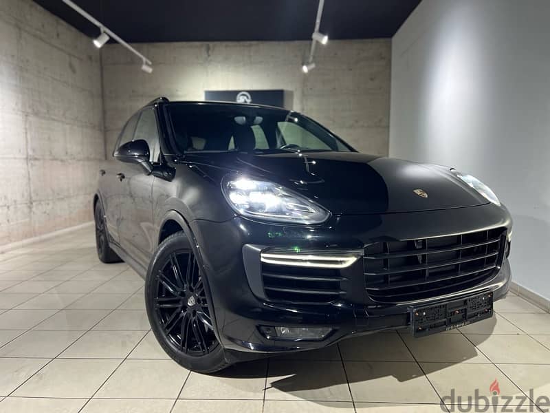 Porsche Cayenne GTS 2016 Low mileage 15