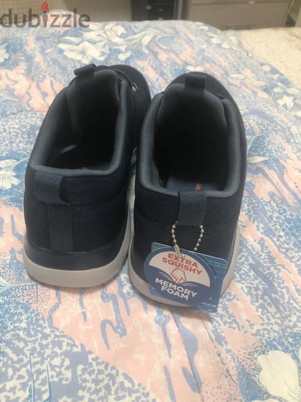 Sketchers Dark blue (never worn or used) 2